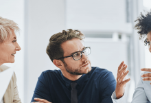 HelloWorld翻译助手全攻略:跨境沟通与编程学习的最佳搭档-helloworld官网下载